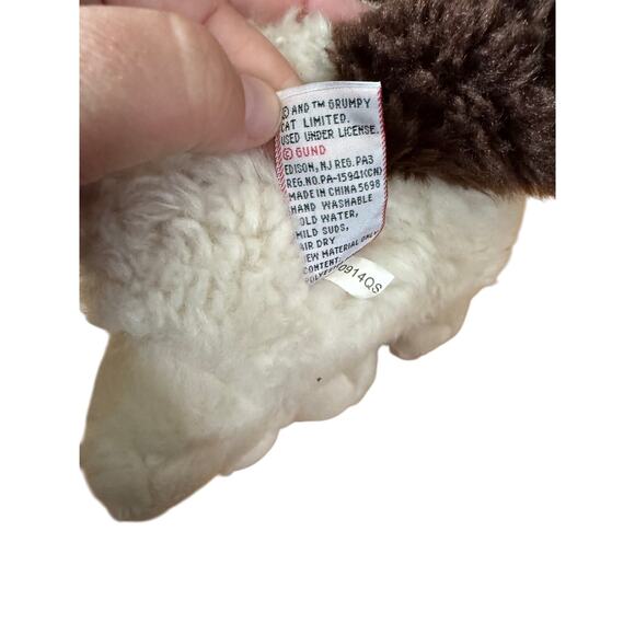 Gund Grumpy cat plush collectible stuffed animal - Picture 6 of 6